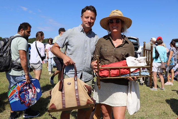 Fullsmockat p bagageloppis