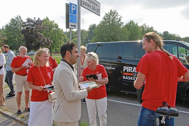 Shekarabi knackar d�rr