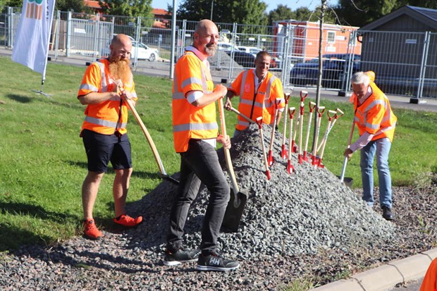 Frsta spadtaget till ny frskola i Frilless