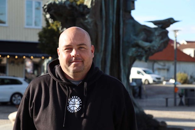 Frbundskaptenen som blir lekledare