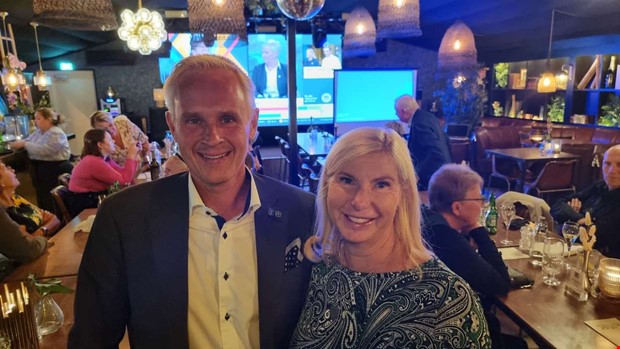 Jttetapp fr Centern i distrikt i Frilless