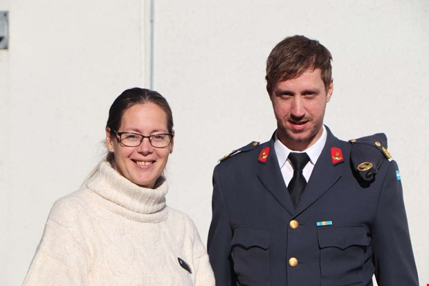 Frsvarsmakten beskte gymnasieskolorna