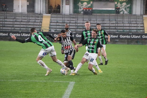 Uddl�st Lindome lyckades inte v�lta giganten