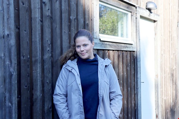 Sara verlevde Estonia - har skrivit bok