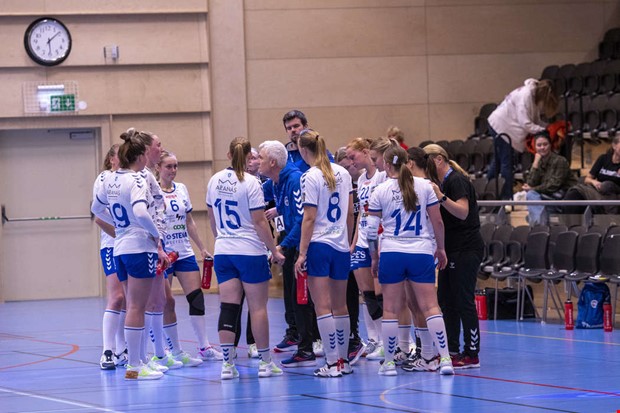 Plattmatch av Arans  segersviten bruten