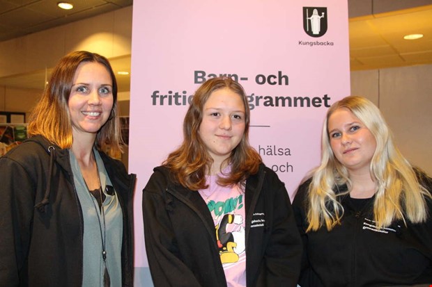 M�nga bes�kare p� �ppet hus