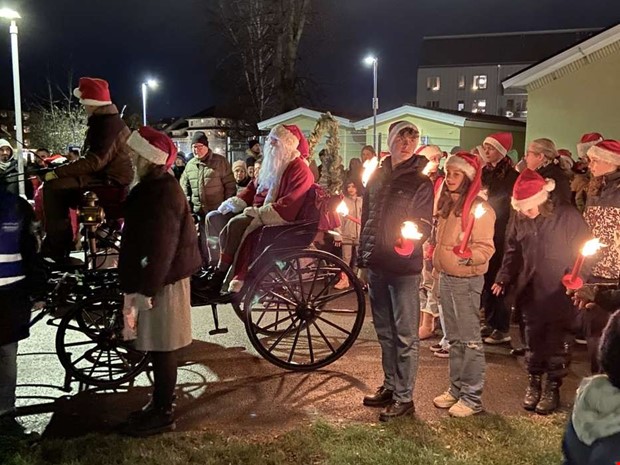 Finstmd julinvigning med trngsel