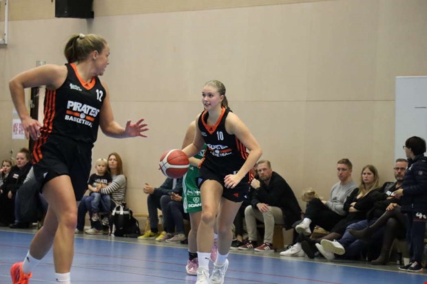 Segertget rullar vidare  elfte raka fr Pirates