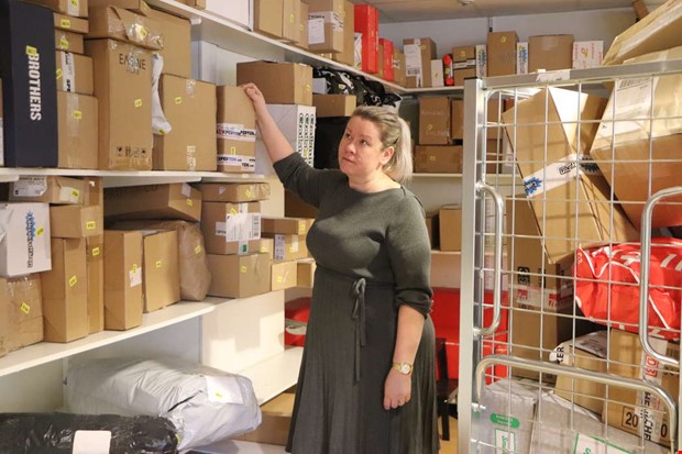 Stora m�ngder paket inf�r jul