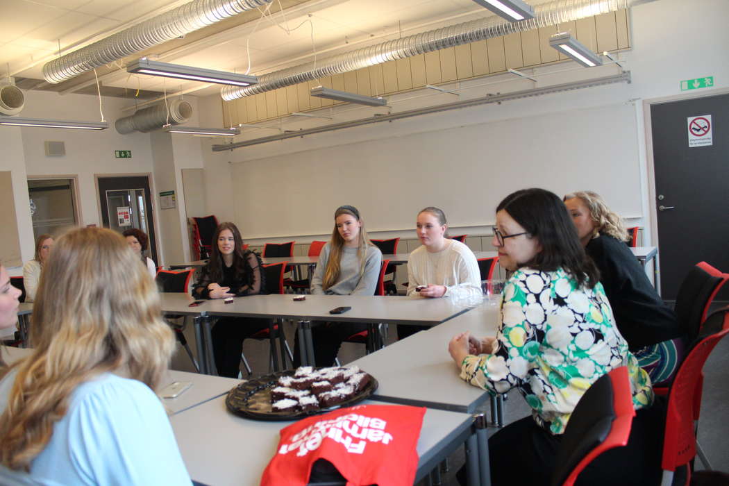 Forna ministern besökte skolan » Norra Halland - Kungsbackas största ...