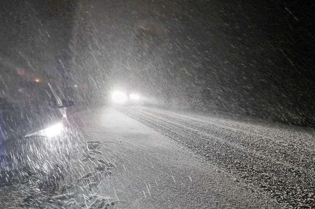 SMHI varnar för nytt snöfall under torsdagen SMHI varnar för nytt snöfall under torsdagen