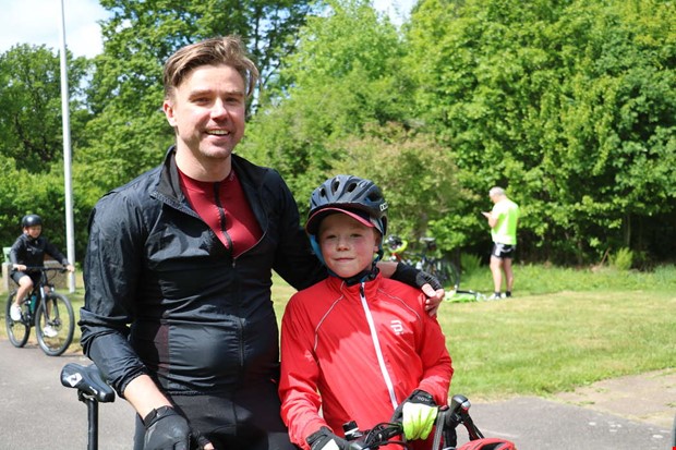 Soligt men blsigt cykellopp Lygnern runt