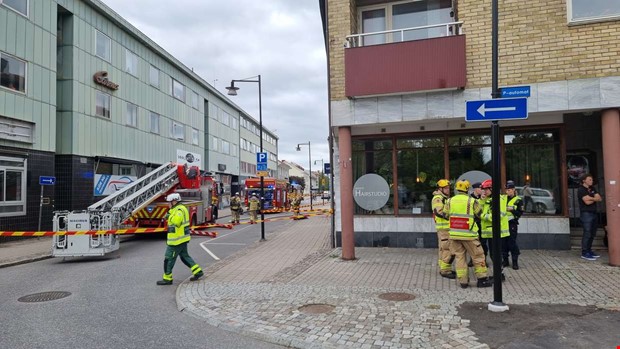 Brand i lägenhet i centrala Kungsbacka Brand i lägenhet i centrala Kungsbacka