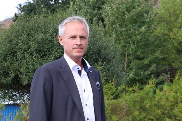 Dyr skolmat ger underskott p 30 miljoner