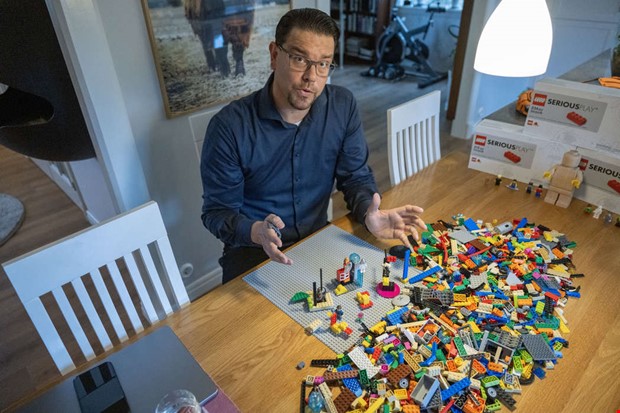 Seris lek med lego ger Anders framgng