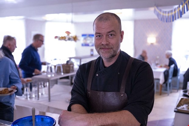 Laxen svindyr – men folk går på julbord ändå Laxen svindyr – men folk går på julbord ändå
