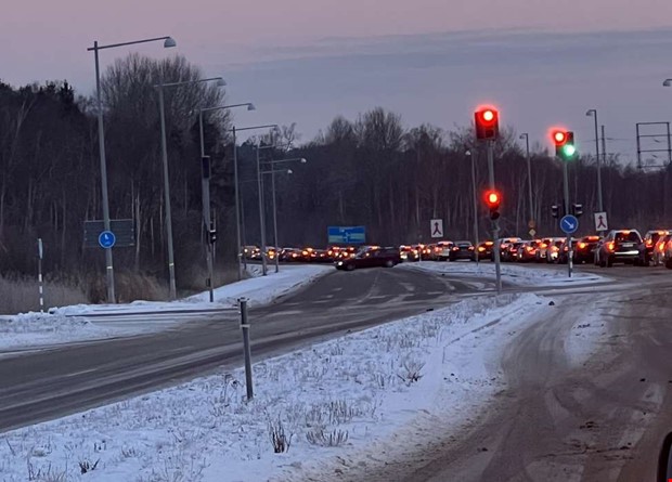 Trafikolycka på Onsalavägen Trafikolycka på Onsalavägen