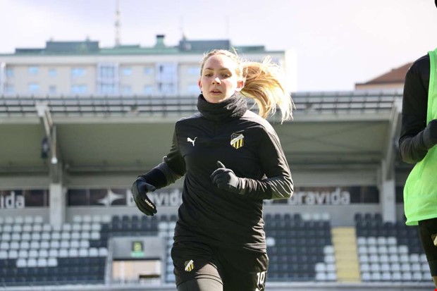 Lindomebon blir proffs i USA Lindomebon blir proffs i USA