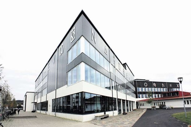 Debatt: Slpp in oss p skolorna! 