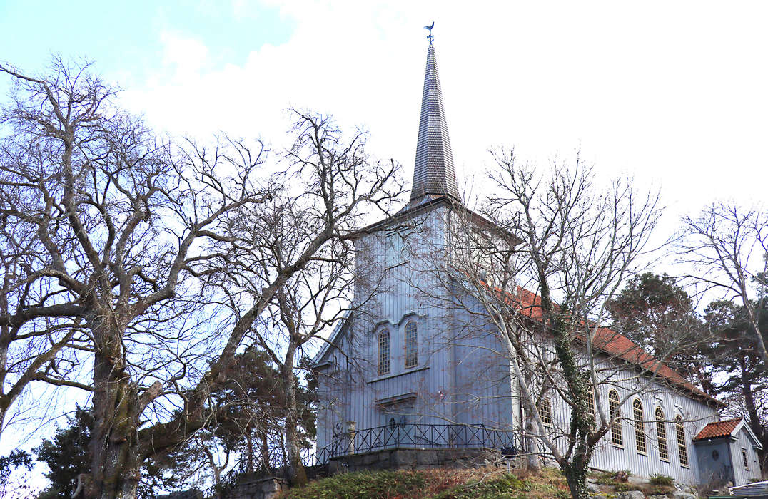 Drygt 400 000 Kronor Till F nster I S r Kyrka Norra Halland drygt-400-000-kronor-till-f-nster-i-s-r-kyrka-norra-halland