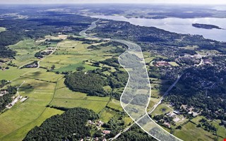 Hackspettdispens f�r Onsalav�gen