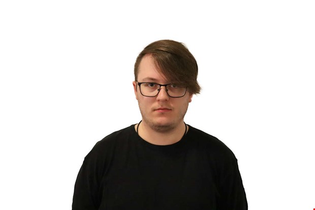 Kr�nika: Beh�ll skjortan p�, Lukas! 