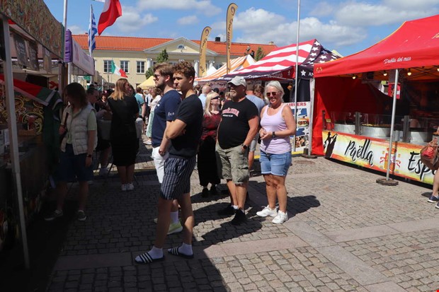 Debatt: Matmarknad borde vara utan bilar Debatt: Matmarknad borde vara utan bilar