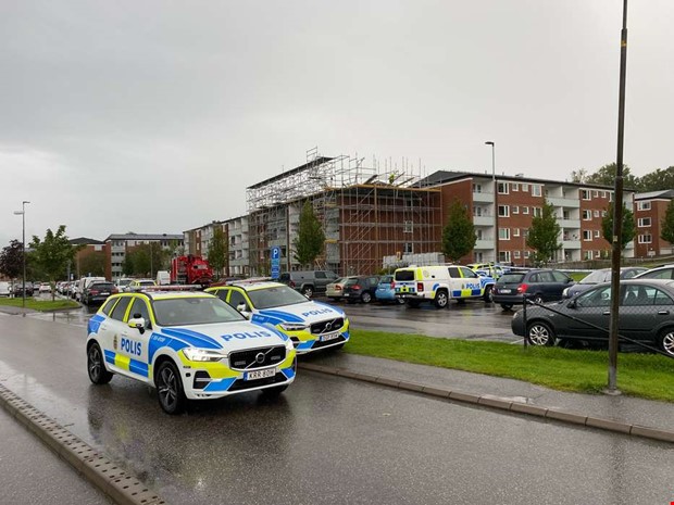 Skott mot l�genhet � utreds som mordf�rs�k