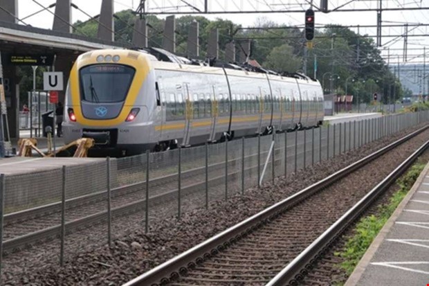 Debatt: Dags för krismöte om krånglande tåg Debatt: Dags för krismöte om krånglande tåg