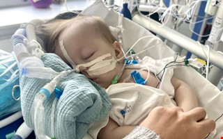 Tuff kamp  Hilma kmpar fr sitt liv i respirator