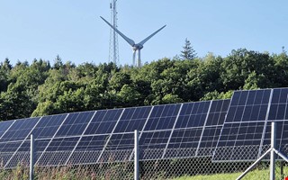 M�nga ans�kningar � men f� nya solcellsparker