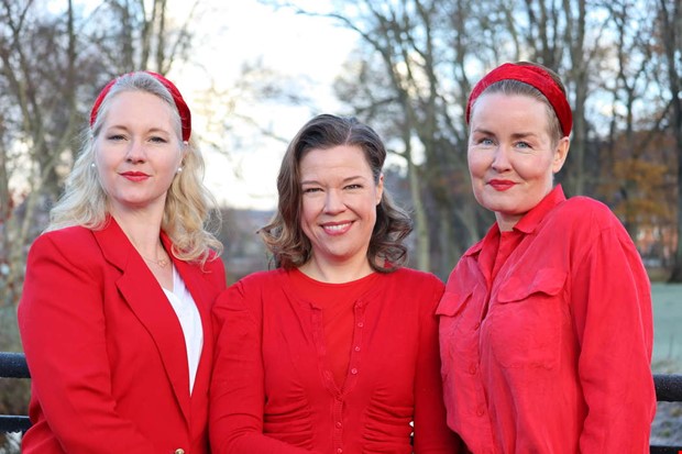 Juligt jubileum f�r trio som hade premi�r i Kungsbacka