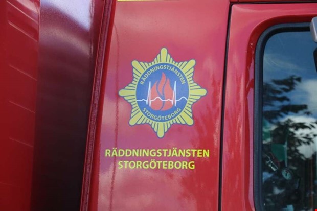 Brand i flerfamiljshus i Kungsbacka i natt Brand i flerfamiljshus i Kungsbacka i natt