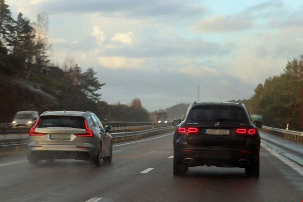 Lugn trafikdag hittills – men en skylt nerkörd Lugn trafikdag hittills – men en skylt nerkörd