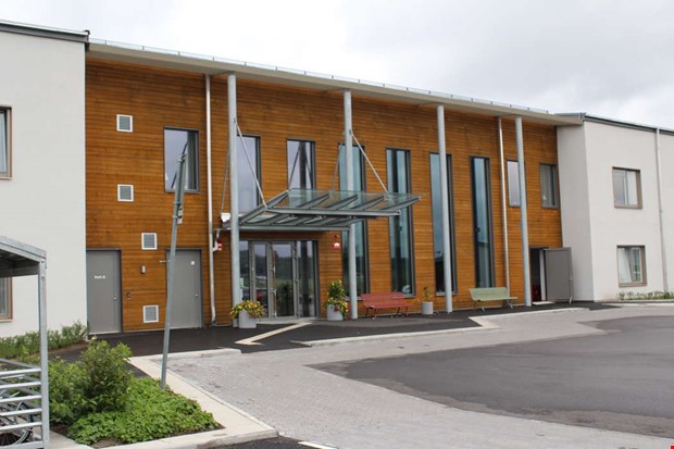 Debatt: Kriskommission behövs för äldrevården Debatt: Kriskommission behövs för äldrevården