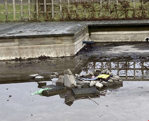 Debatt: Hoppas dammen i Kolla Parkstad rengörs och fylls med vatten Debatt: Hoppas dammen i Kolla Parkstad rengörs och fylls med vatten
