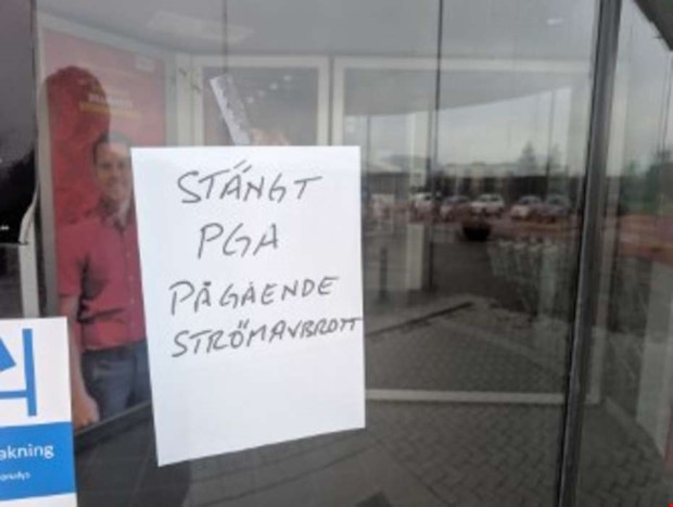 Stort strömavbrott påverkade över 3 000 – butiker stängde 