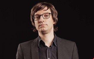 Krnika: Frlt, men har ngon sett framtiden?