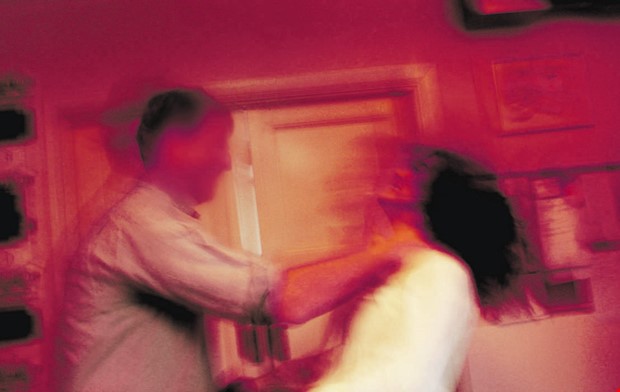 Personal till sjukhus efter attack p� gruppboende 