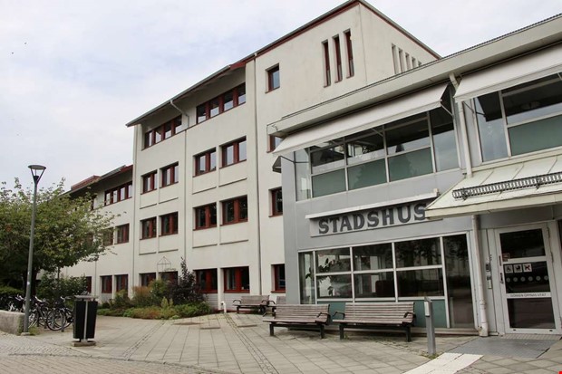 Debatt: Stora skillnaderna i en central politisk fr�ga 