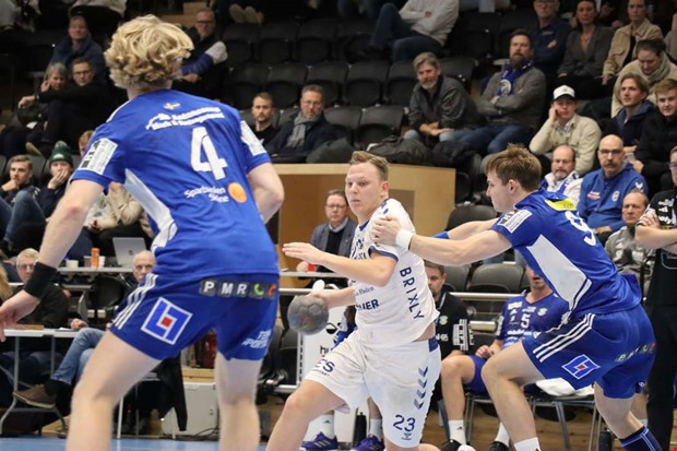Lämnade Aranäs – blir nya klubben trogen ytterligare säsong 