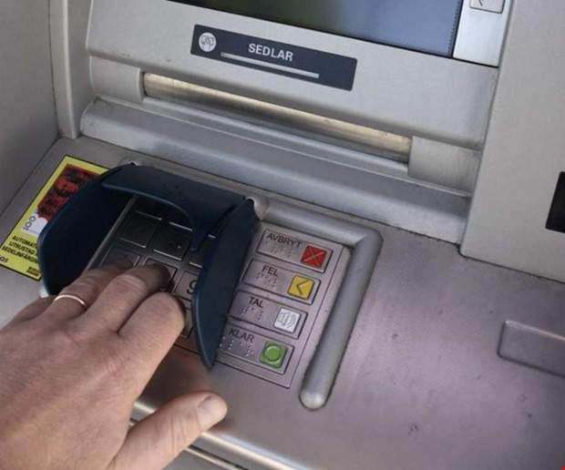 Debatt: Ingen bankomat och fr sm lokaler 