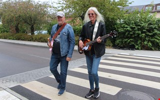 Lokala musiker med nr Estradkren intar teatern