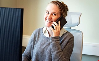 Johanna tar �ver � leder popul�ra veteraner