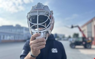 M�t mannen bakom hockeymaskerna 