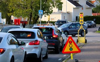 Debatt: Skapa en tillfllig rondell istllet 