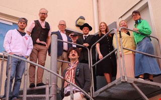 Fars i Fjrs laddar fr premiren  skratt utlovas