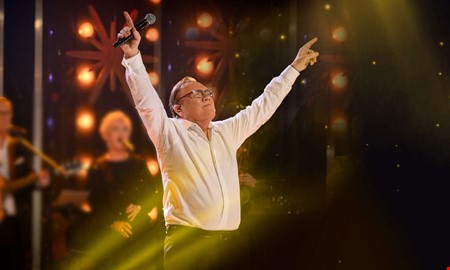 Turnn lockar mnga  slutslt i Kungsbacka 