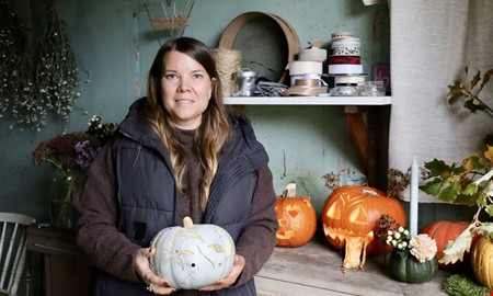 Emelie tipsar: S dekorerar du pumpan till halloween