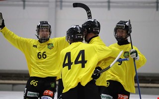 Tog ssongens frsta seger efter anfallarens uppvisning